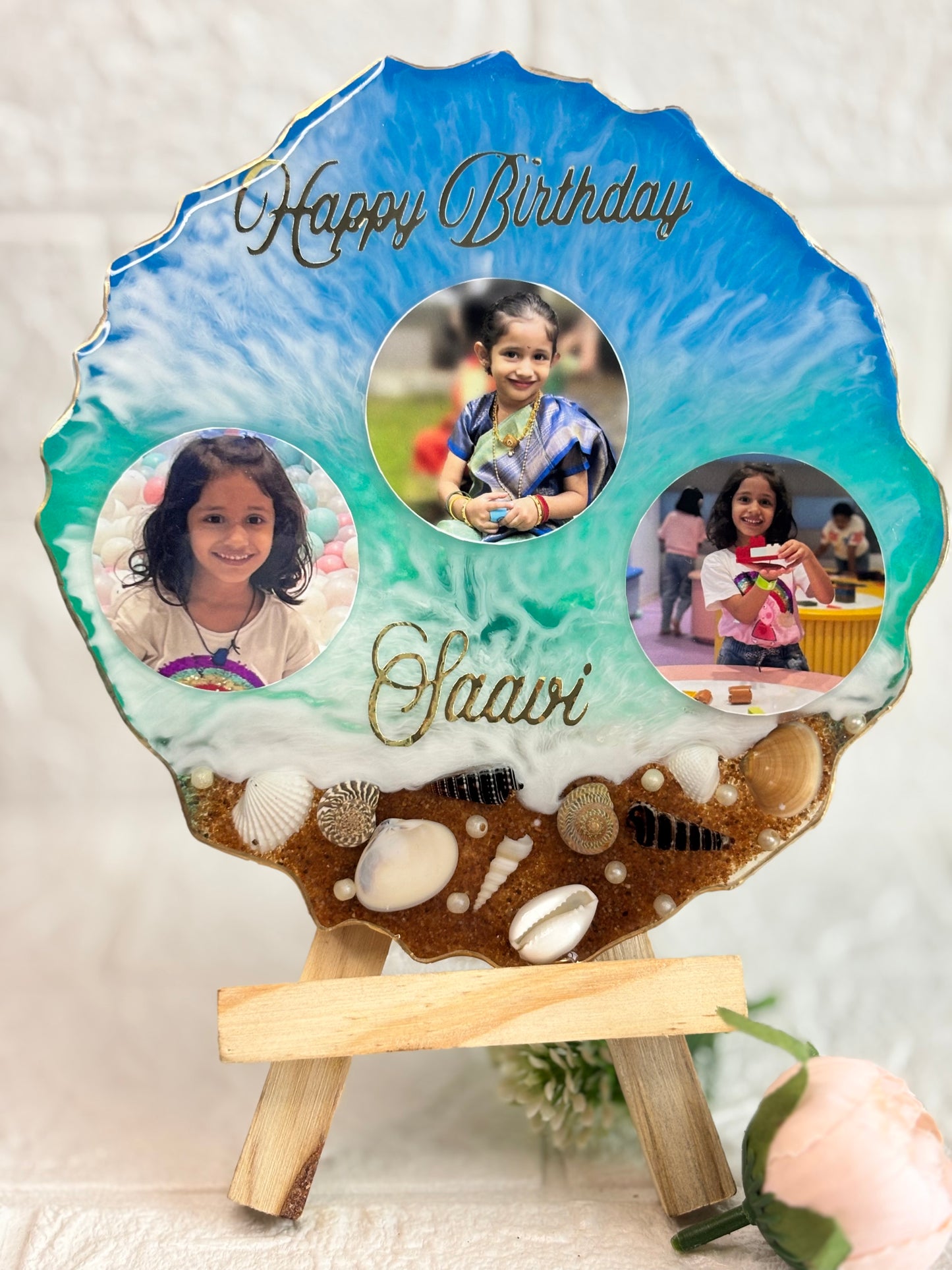 Resin photo frame