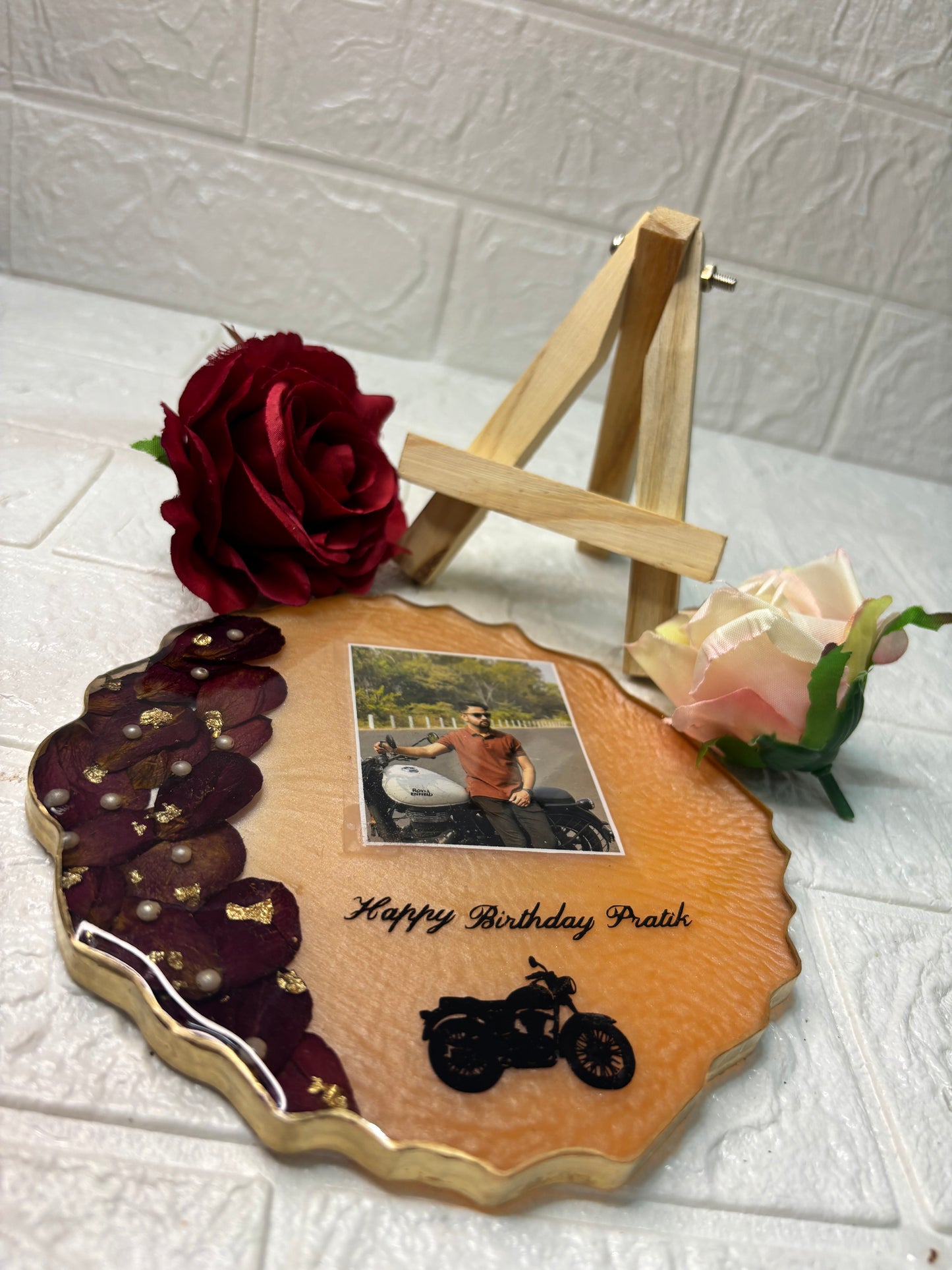 Resin photo frame