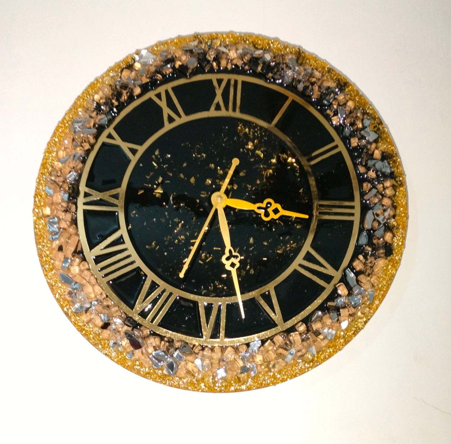 Resin wall clock